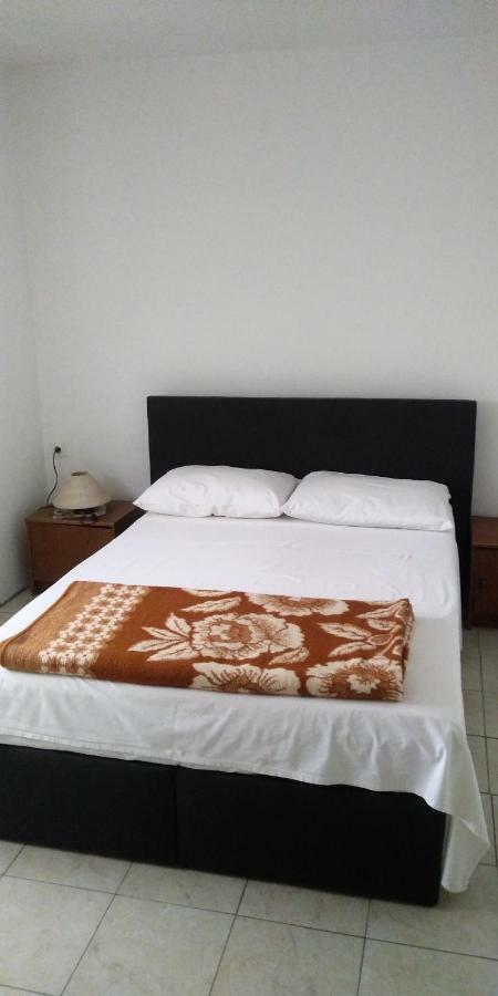 Apartman Pave & Ilija Jr โลปาร์ ภายนอก รูปภาพ